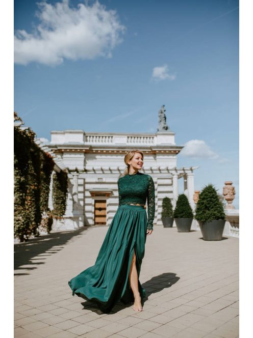 Elegáns, muszlin maxi szoknya sötétzöld színben. Csinos és nőies.
