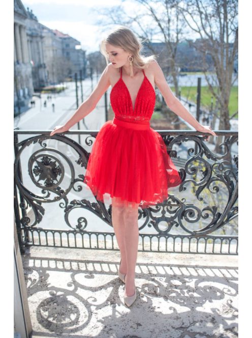 Felcsatolható piros tüll szoknya menyasszonyi szettekhez.