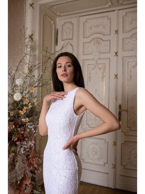 Fehér sellő fazonú csipke ruha