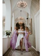 Szív kivágású fehér maxi ruha aszimmetrikus szoknyával