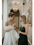 Hátnélküli maxi ruha minden alkalomra, sötétzöld színben.