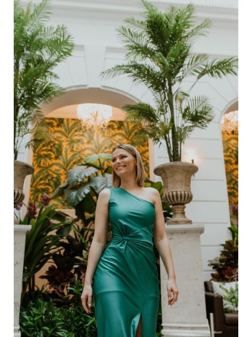 Zöld csavart elejű szűk fazon