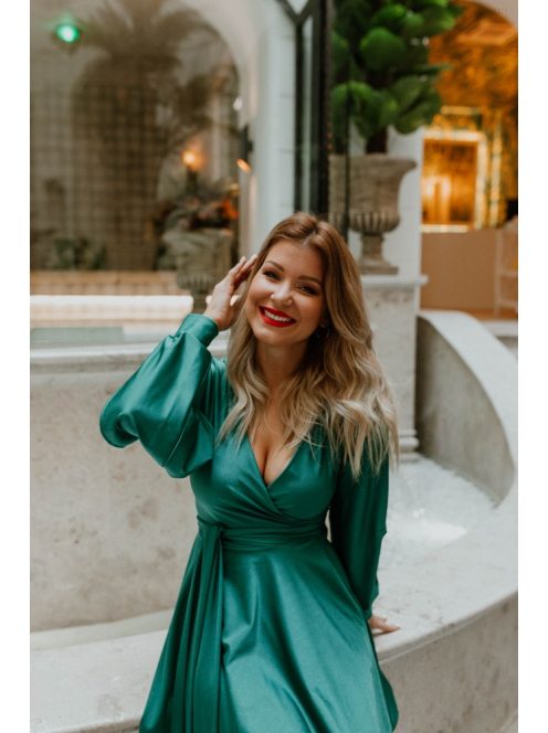 Kétféleképpen viselhető, zöld mini ruha. Átlapolós fazon. 