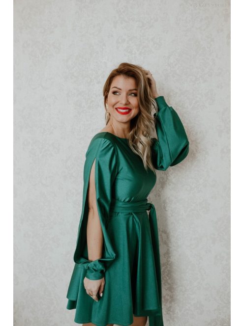 Kétféleképpen viselhető, zöld mini ruha. Átlapolós fazon. 