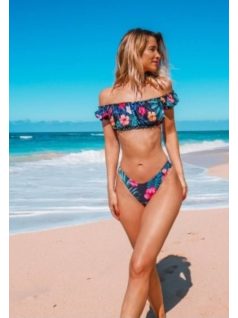 Hawaii mintás, minőségi bikini alsó, különleges anyagból.