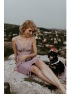 Halványlila színű, hercegnős maxi ruha. Egyszerűen nagyszerű.