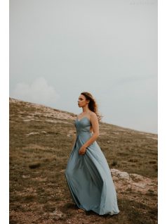 Szürkéskék hátnélküli ruha