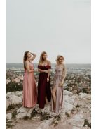 Bordó színű szív kivágású maxi ruha. Nőies és elegáns darab.