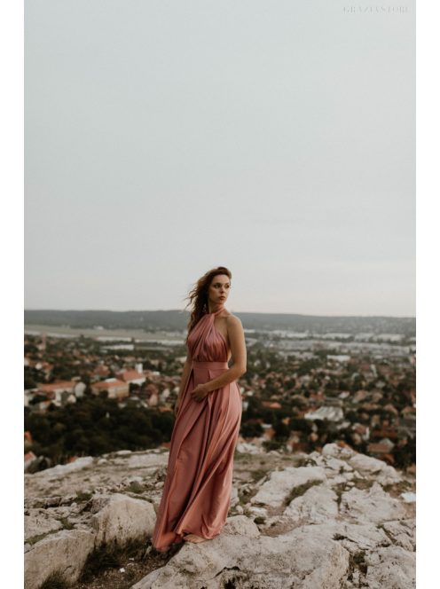 Különleges mályvaszínű maxi ruha elől csavart megoldással.