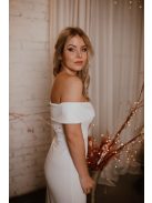 Ekrü színű szív kivágású ruha