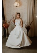 Különleges csipke body menyasszonyoknak polgári esküvőre. 