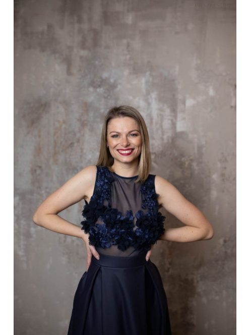 Bőrhatású sötétkék ruha 3D csipke felsőrésszel alkalmakra.