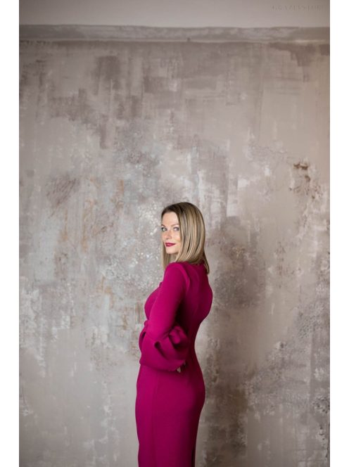 Egyszerűen nagyszerű, háromnegyedes ujjú magenta ruha. 