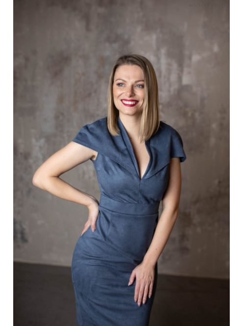 Szűk, kékesszürke mini ruha. Különleges alkalmi viselet.