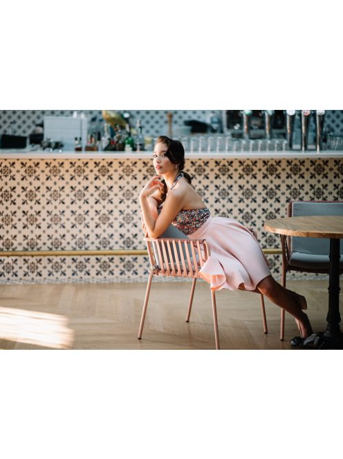 Rózsaszín mini ruha, csillámos felsőrésszel. Egyedi darab. 