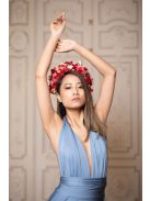 Többféleképpen köthető, szürkéskék színű body alkalmakra.