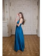 Acélkék színű,szív kivágású maxi ruha modern hercegnőknek.