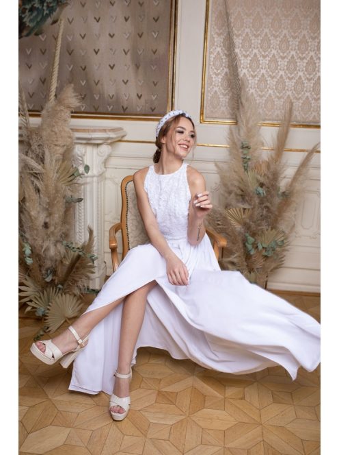 Elegáns, fehér színű maxi szoknya menyasszonyi szettekhez. 