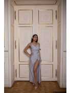 Szexisen elegáns, ráncolt maxi ruha, ünnepélyes ezüst színben. 