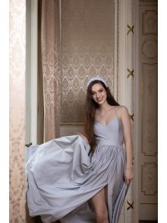 Hátnélküli maxi ruha – ezüst