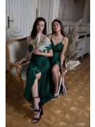 Elegáns, zöld színű ruha V kivágású, átlapolt felsőrésszel. 