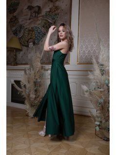 Elegáns, zöld színű ruha V kivágású, átlapolt felsőrésszel. 