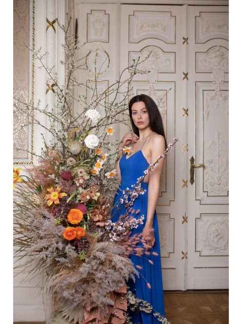 Hátnélküli maxi ruha – királykék