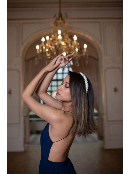 Hátnélküli maxi ruha minden alkalomra, sötétkék színben. 