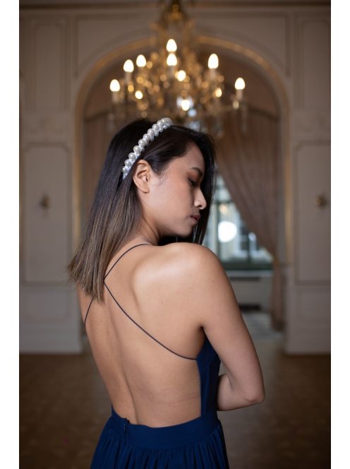 Hátnélküli maxi ruha minden alkalomra, sötétkék színben. 