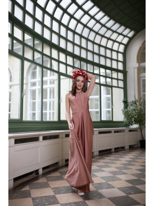 Csepp alakban kivágott maxi ruha – coffee cream 