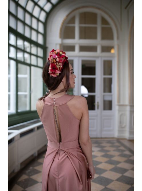 Csepp alakban kivágott maxi ruha – coffee cream 