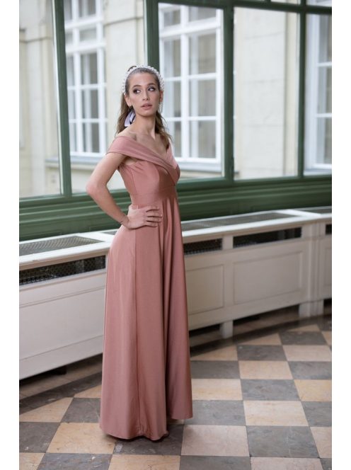 Szív kivágású maxi ruha – coffee cream 