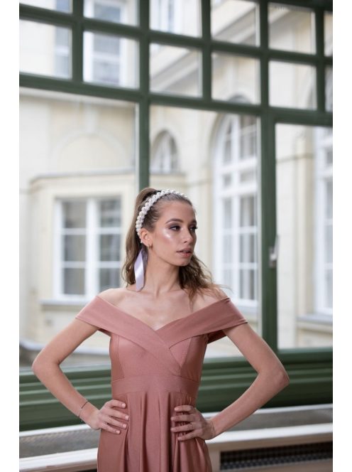 Szív kivágású maxi ruha – coffee cream 