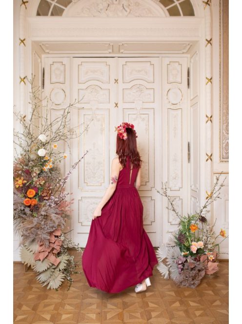 Csepp alakban kivágott maxi ruha – bordó 