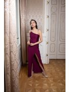 Féloldalas pántos maxi ruha – bordó