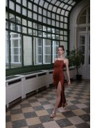 Húzott derekú ruha – rozsdabarna