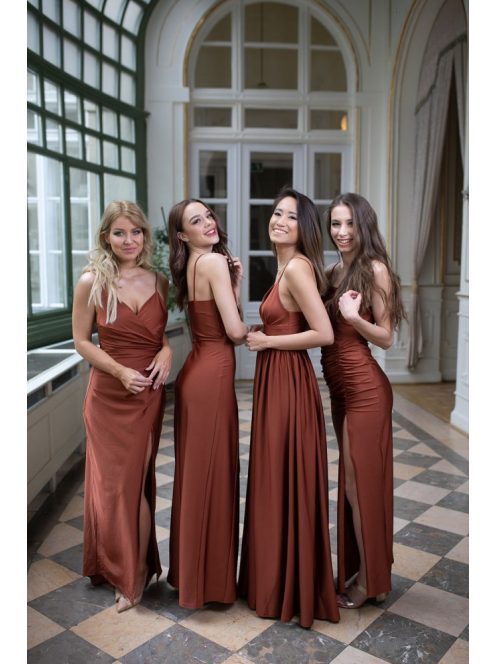 Húzott derekú ruha – rozsdabarna