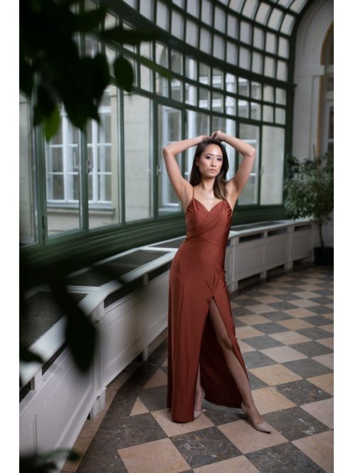 Vékony pántos szűk maxi ruha – rozsdabarna