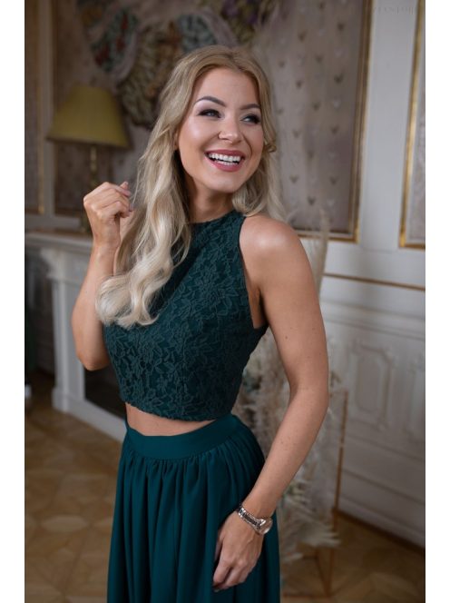 Sötétzöld színű, elegáns csipke crop top alkalmi szettekhez.