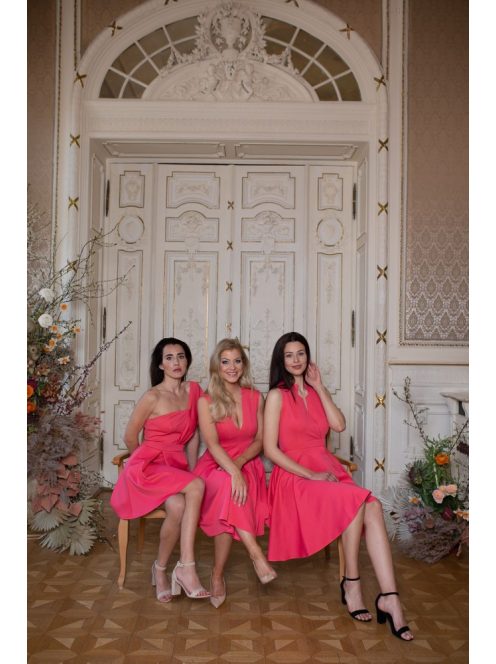 Hátnélküli, rakott szoknyás mini ruha – korall