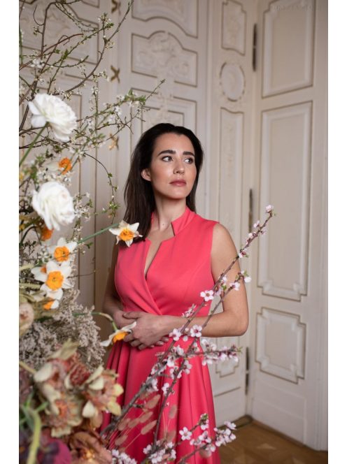 Mini ruha különleges dekoltázzsal – korall