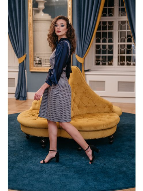 Sassy - Kék-szürke mintás kötény ruha 