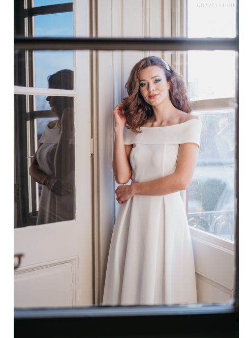 Boundless – vállnéküli fehér midi ruha 