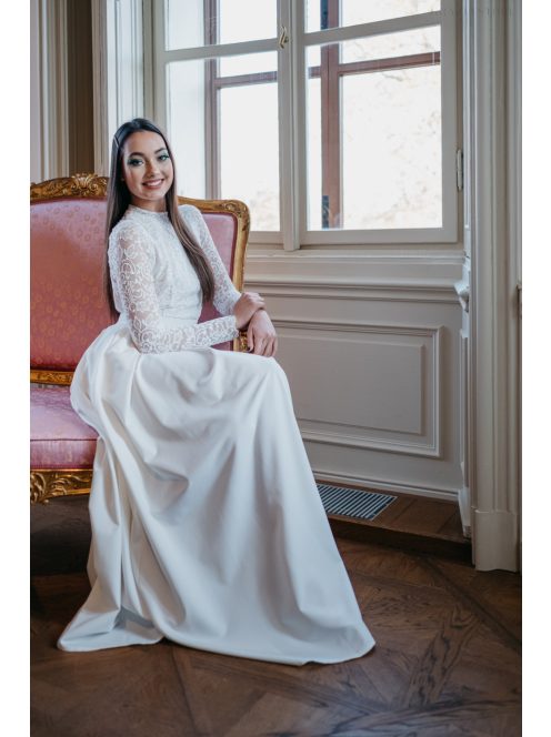 Spruce – fehér maxi ruha hátnélküli csipke felsővel 