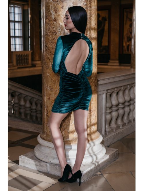 Szexisen elegáns, hátnélküli mini ruha, zöld bársonyból.