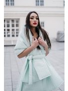 Alkalmi szetteket kiegészítő, menta színű, steppelt pelerin.