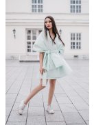 Sportosan elegáns, steppelt anyagú, menta színű miniszoknya. 