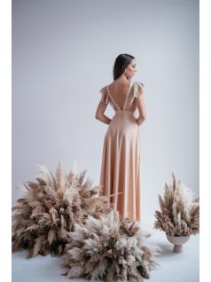 Anasztázia – pezsgő színű maxi ruha fodros ujjakkal