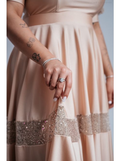 Kitti - pezsgő színű midi ruha puffos ujjakkal