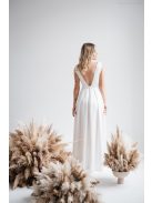 Peggi - Csipke rátétes, hátnélküli fehér maxi ruha 